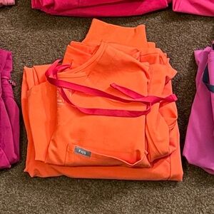 Medium (petite) Sunset Orange Figs Scrub Set